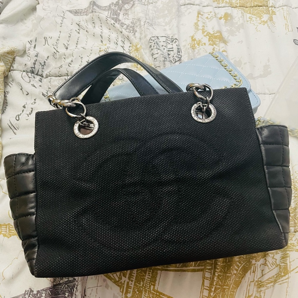Auth chanel lambskin canvas chocolatebar cc shopping tote black